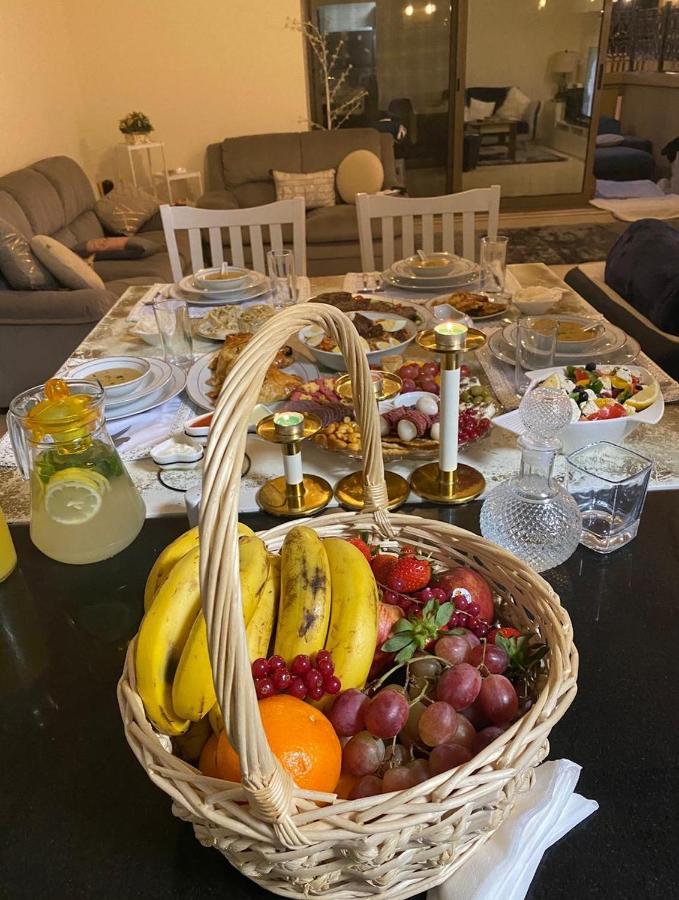 Auberge de jeunesse Alexandrina à Dubaï Extérieur photo