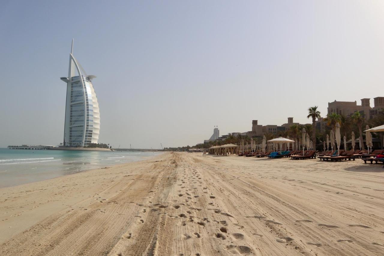 Auberge de jeunesse Alexandrina à Dubaï Extérieur photo