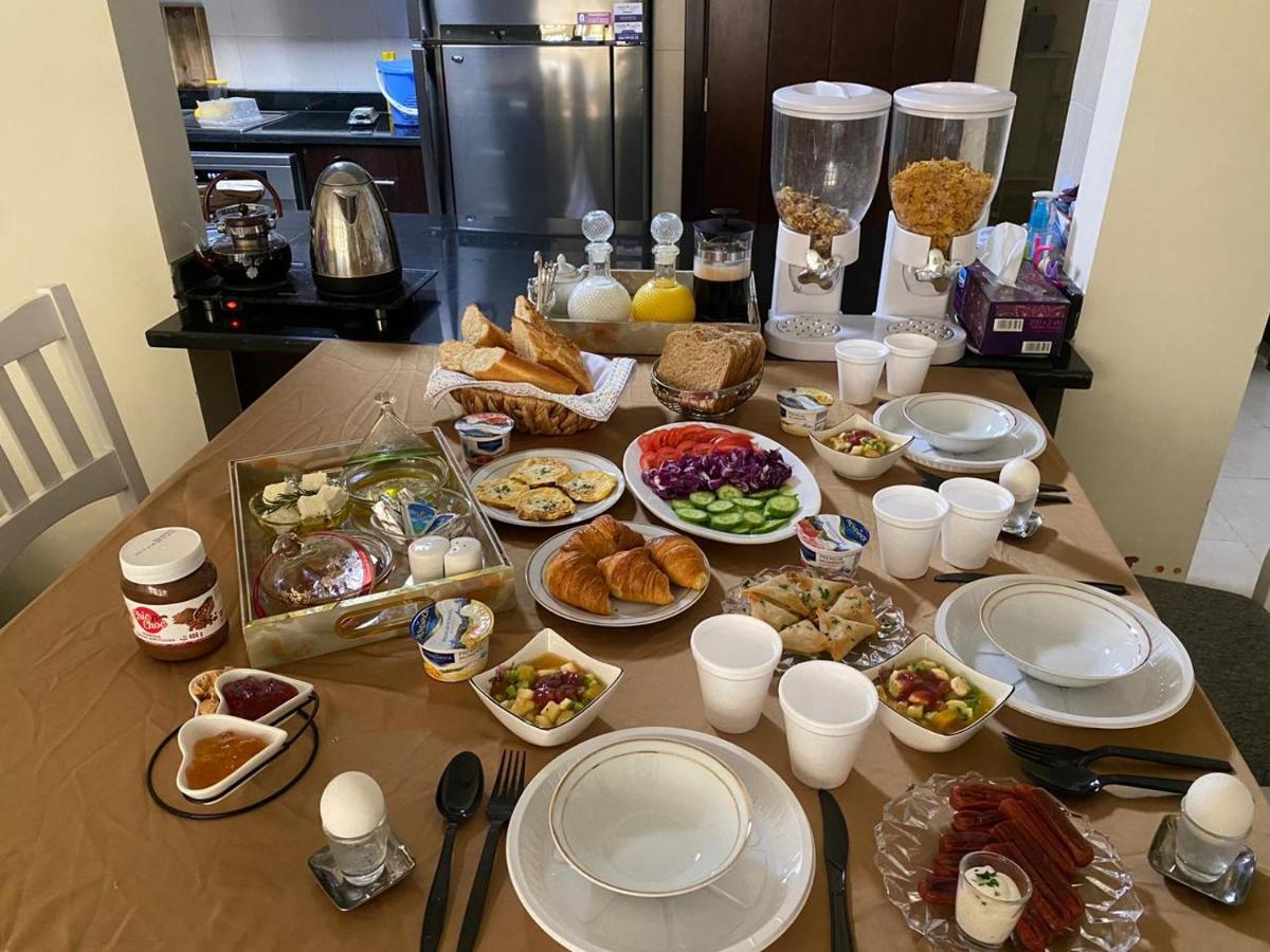 Auberge de jeunesse Alexandrina à Dubaï Extérieur photo