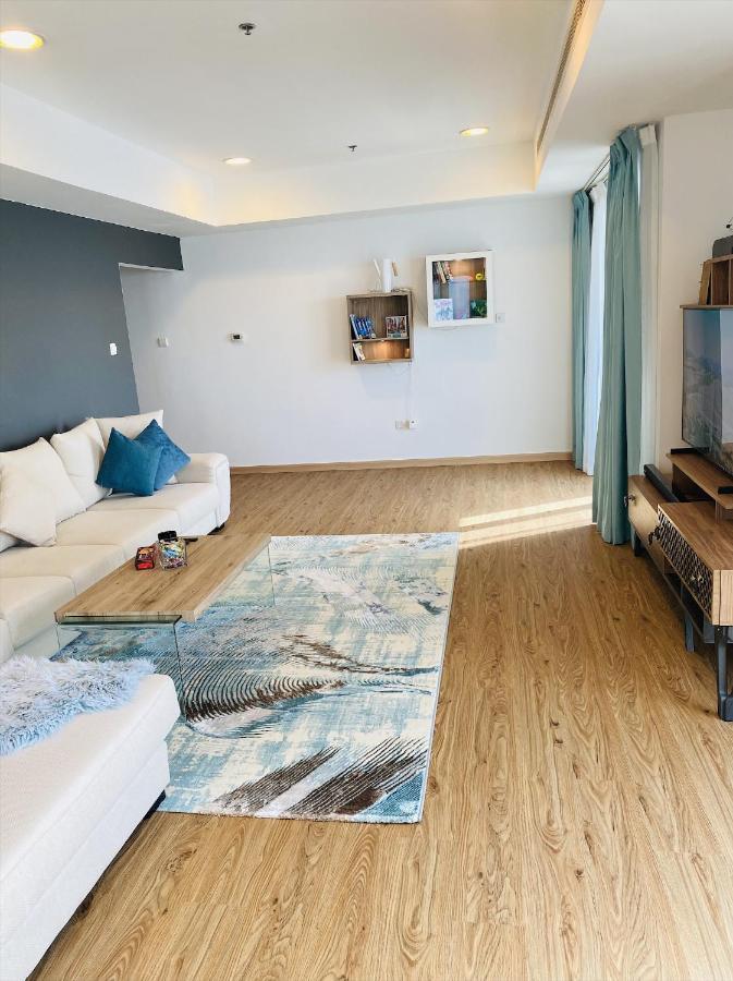 Auberge de jeunesse Alexandrina à Dubaï Extérieur photo