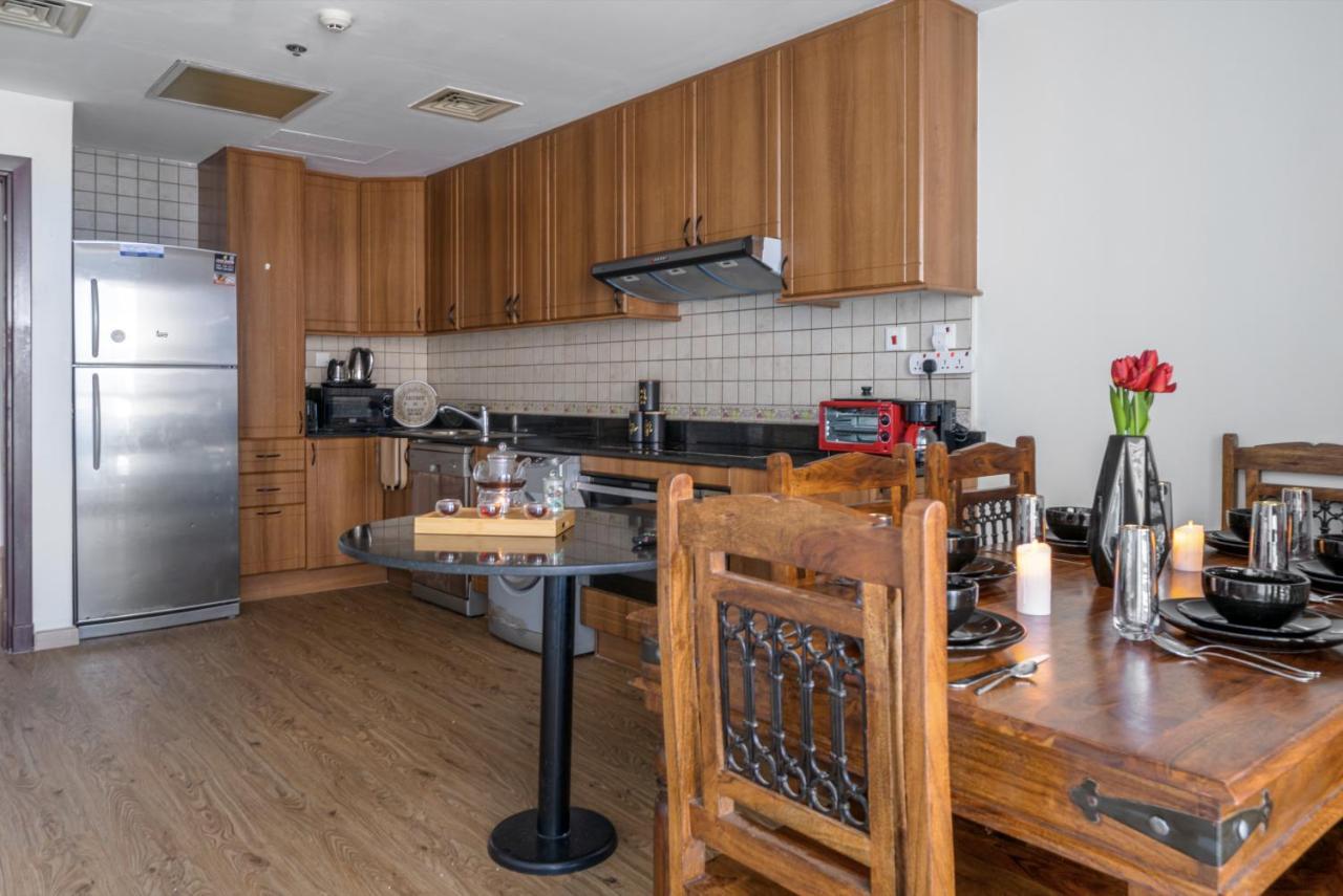 Auberge de jeunesse Alexandrina à Dubaï Extérieur photo